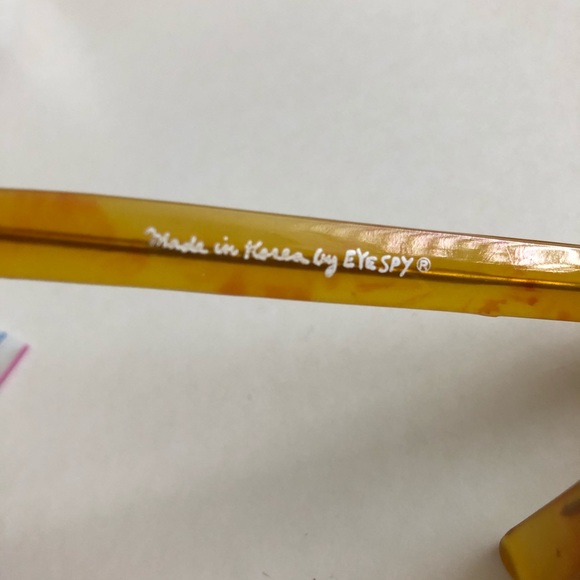 Vintage Eye-Spy sunglasses - Picture 3 of 4